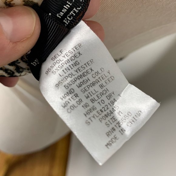 CELEBRITY by Hera Collection Python Triangle‎ Bikini Top Sz M - Picture 4 of 4